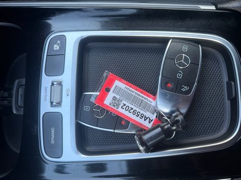 Used 2025 Mercedes-Benz GLA 250 4MATIC image 19