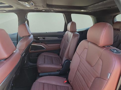 Used 2025 Kia Telluride SX Prestige image 10