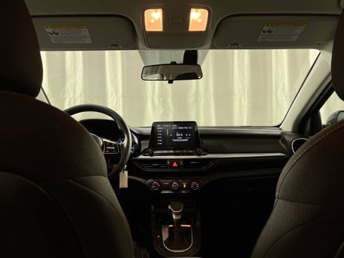 Used 2023 Kia Forte LXS w/ LXS Technology Package image 17