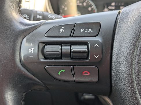 Used 2018 Kia Sorento AWD image 19