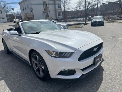 Used 2017 Ford Mustang Convertible w/ Equipment Group 051A image 5