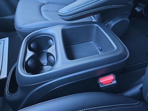 New 2026 Chrysler Pacifica Select w/ S Appearance Package image 62