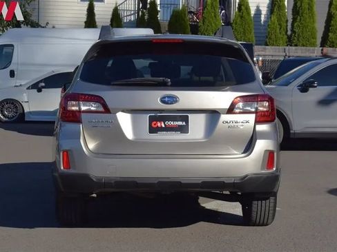 Used 2015 Subaru Outback 2.5i Premium AWD/4WD image 4