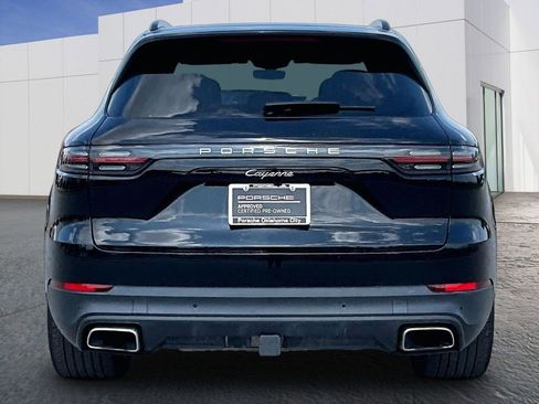 Certified 2023 Porsche Cayenne AWD/4WD image 6