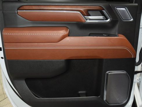 Used 2024 GMC Sierra 3500 Denali Ultimate image 51