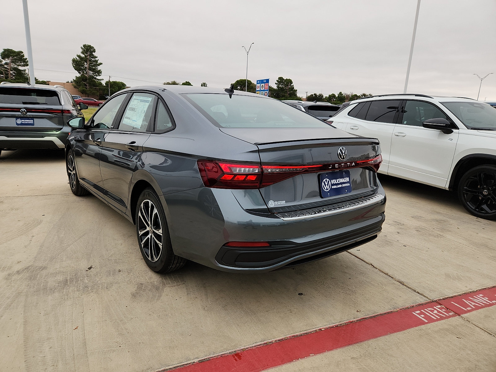 New 2027 Volkswagen Jetta Sport FWD image 4