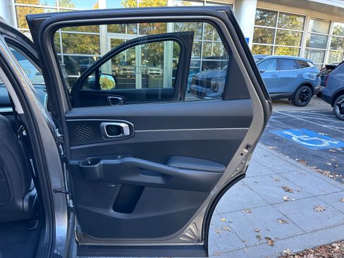 New 2026 Kia Sorento EX image 25