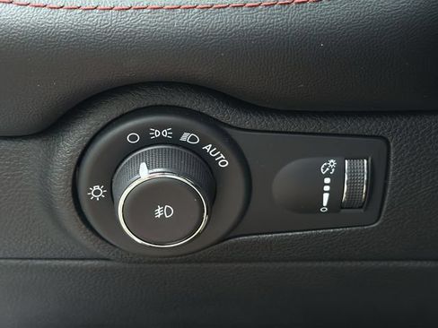 Used 2023 Dodge Durango GT AWD/4WD image 29