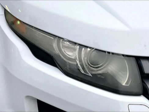 Used 2013 Land Rover Range Rover Evoque Pure Premium image 28