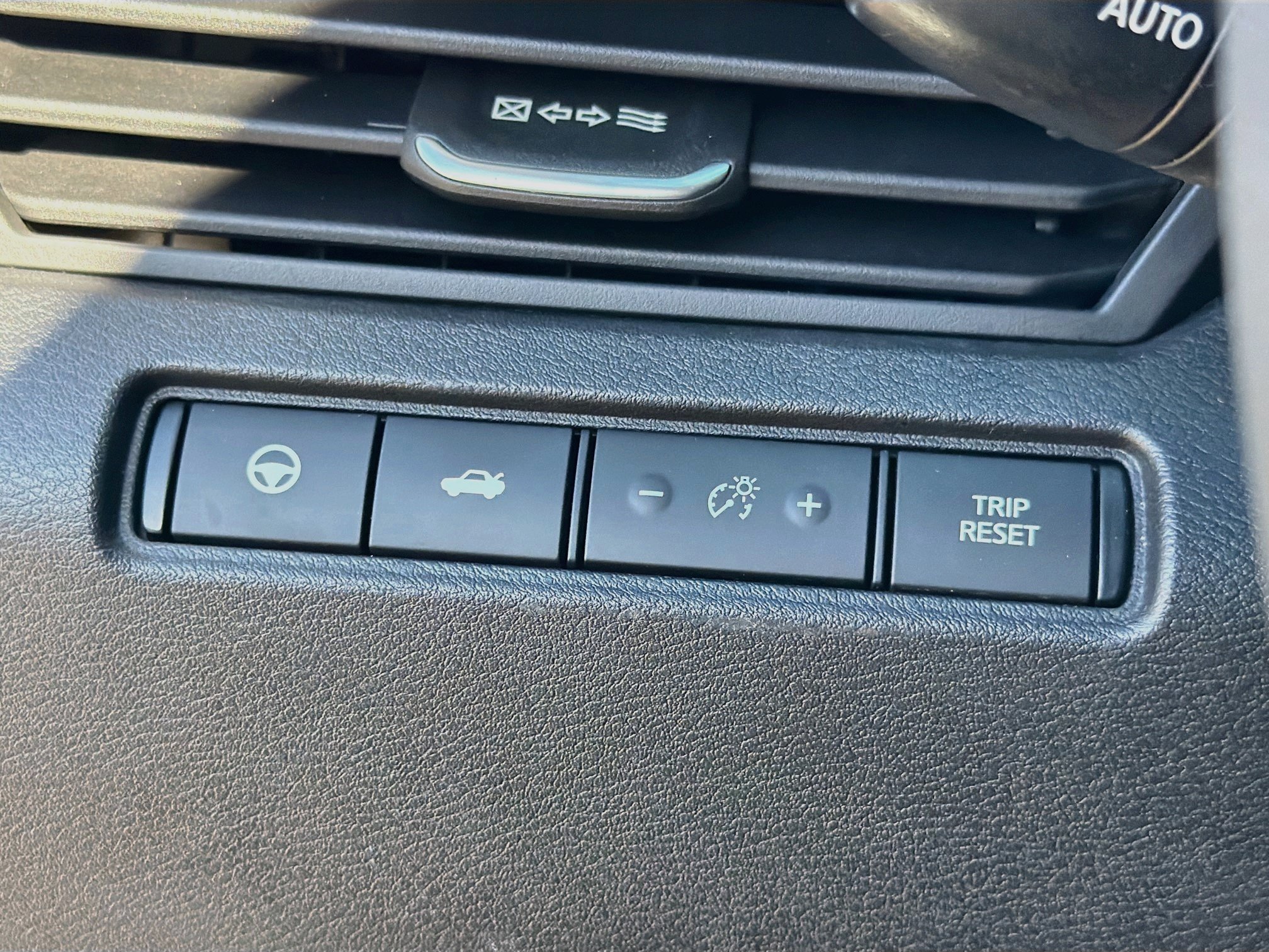 Used 2019 Nissan Altima 2.5 SL FWD image 35