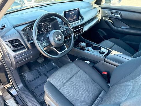 Used 2024 Nissan Rogue SV AWD/4WD image 9