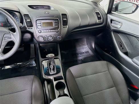 Used 2018 Kia Forte LX image 23