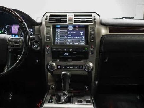 Used 2019 Lexus GX 460 Premium image 13