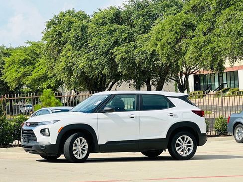 Used 2021 Chevrolet TrailBlazer LS FWD image 5