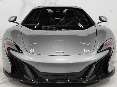 Used 2015 McLaren 650S Spider image 10
