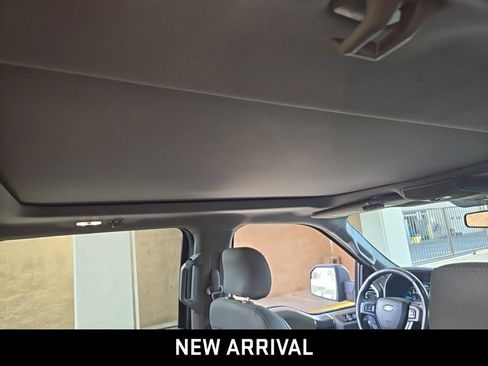 Used 2016 Ford F150 XLT w/ Equipment Group 302A Luxury image 4