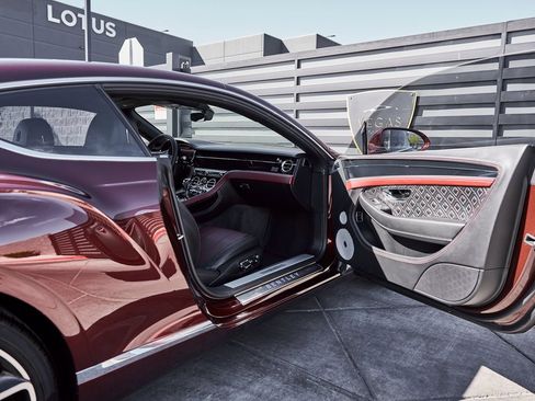 Used 2020 Bentley Continental GT First Edition image 25