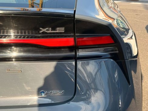 Used 2023 Toyota Prius XLE FWD image 35