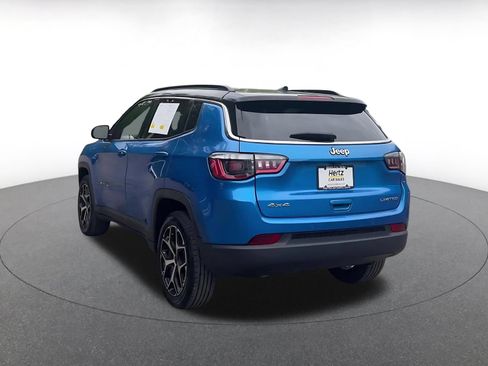 Used 2025 Jeep Compass Limited AWD/4WD image 9