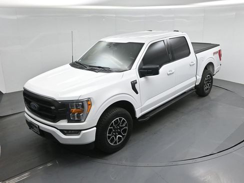 Certified 2022 Ford F150 XLT w/ Equipment Group 302A High image 38