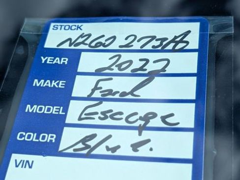 Used 2022 Ford Escape SE w/ Cold Weather Package FWD image 32