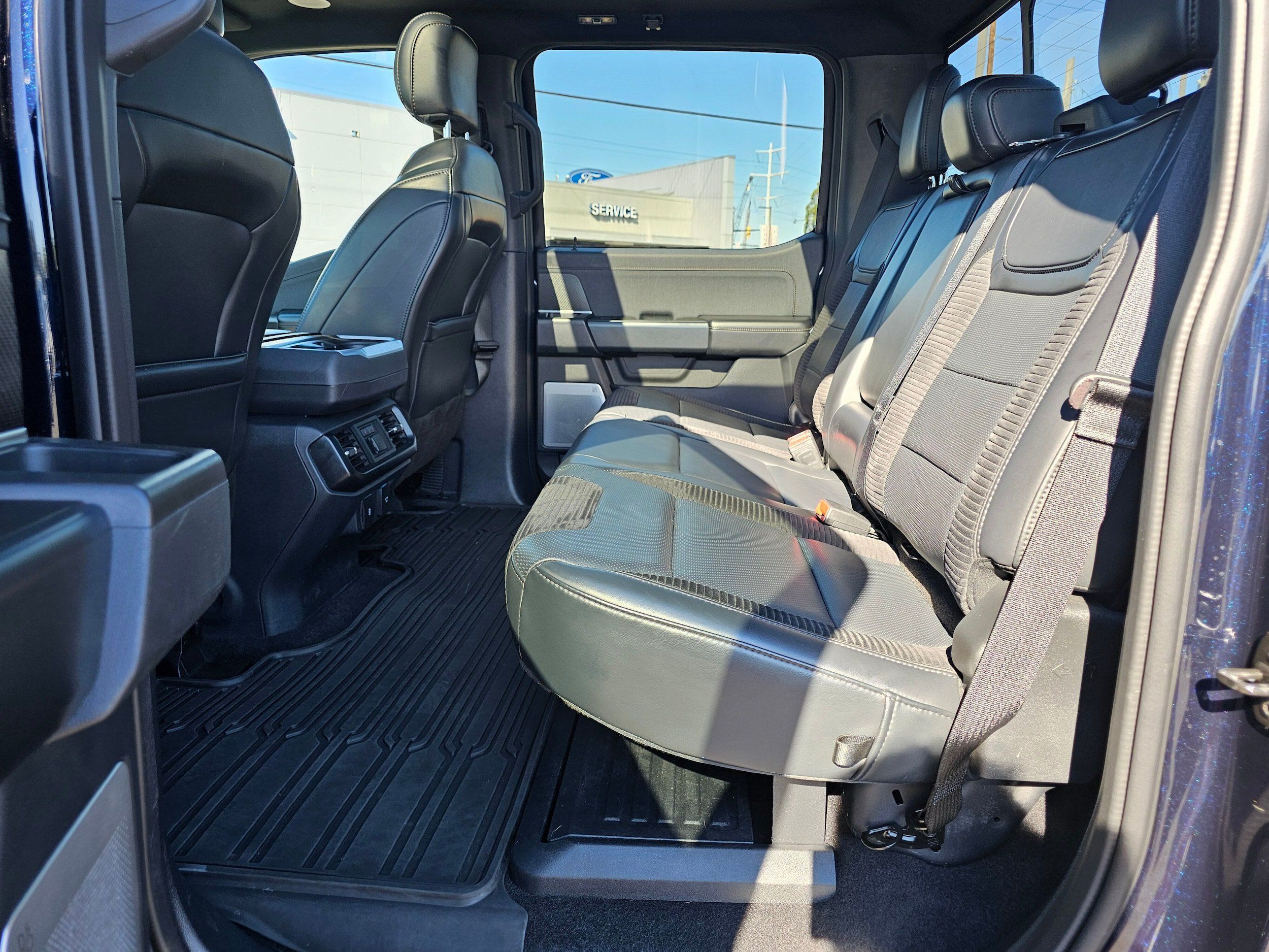 Used 2023 Ford F150 Raptor w/ Raptor Carbon Fiber Package AWD/4WD image 18
