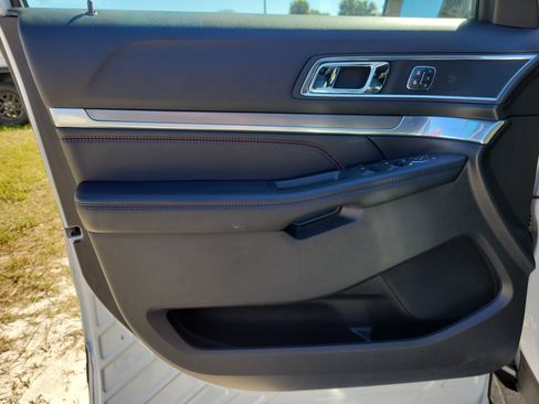 Used 2019 Ford Explorer Sport w/ Equipment Group 401A image 16