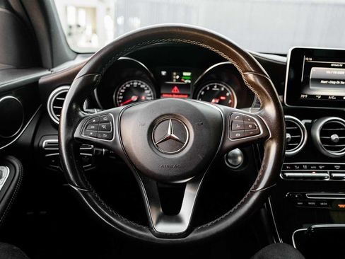 Used 2018 Mercedes-Benz GLC 350e 4MATIC image 16