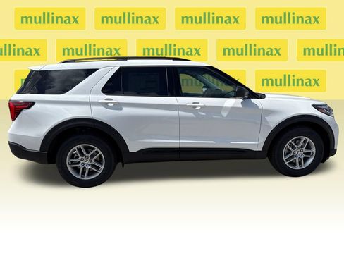 New 2026 Ford Explorer Active w/ Active Comfort Package RWD image 16