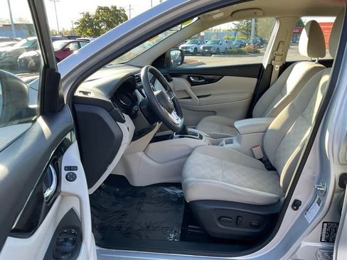 Certified 2019 Nissan Rogue Sport SV AWD/4WD image 12