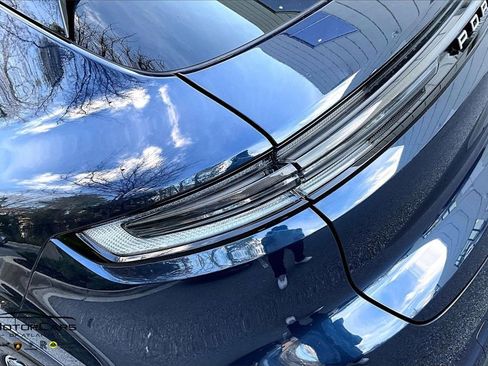 Used 2024 Porsche Cayenne Turbo image 26