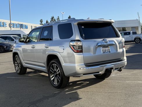 Used 2019 Toyota 4Runner Limited image 4