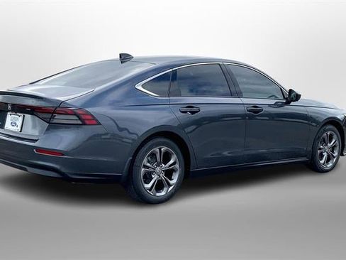 Used 2023 Honda Accord EX image 12