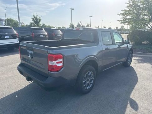 Used 2025 Ford Maverick XLT w/ Equipment Group 302A AWD/4WD image 7