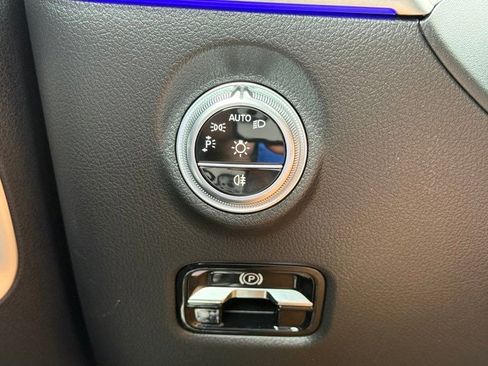 New 2025 Mercedes-Benz C 43 AMG 4MATIC image 18