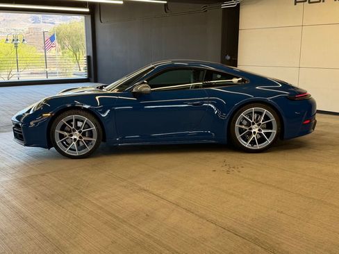 Certified 2025 Porsche 911 Carrera T RWD image 2