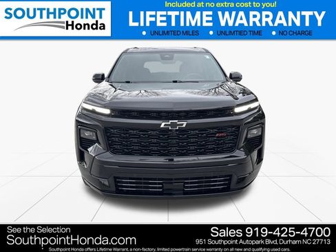 Used 2026 Chevrolet Traverse RS image 2