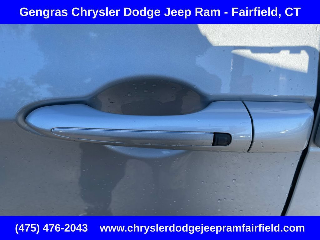 Certified 2023 Chrysler Voyager LX FWD image 22