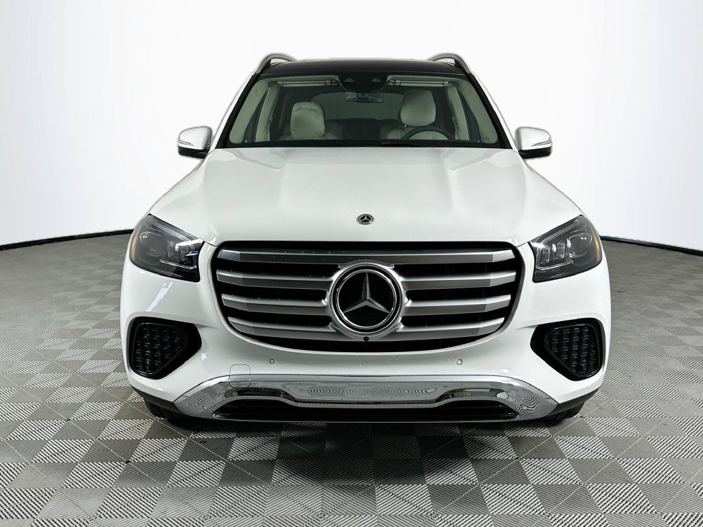 New 2026 Mercedes-Benz GLS 450 4MATIC image 2