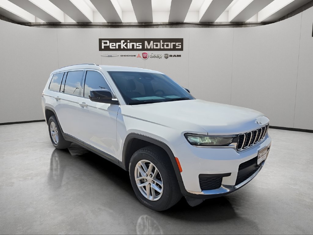 Used 2021 Jeep Grand Cherokee L Laredo w/ Luxury Tech Group I AWD/4WD image 9