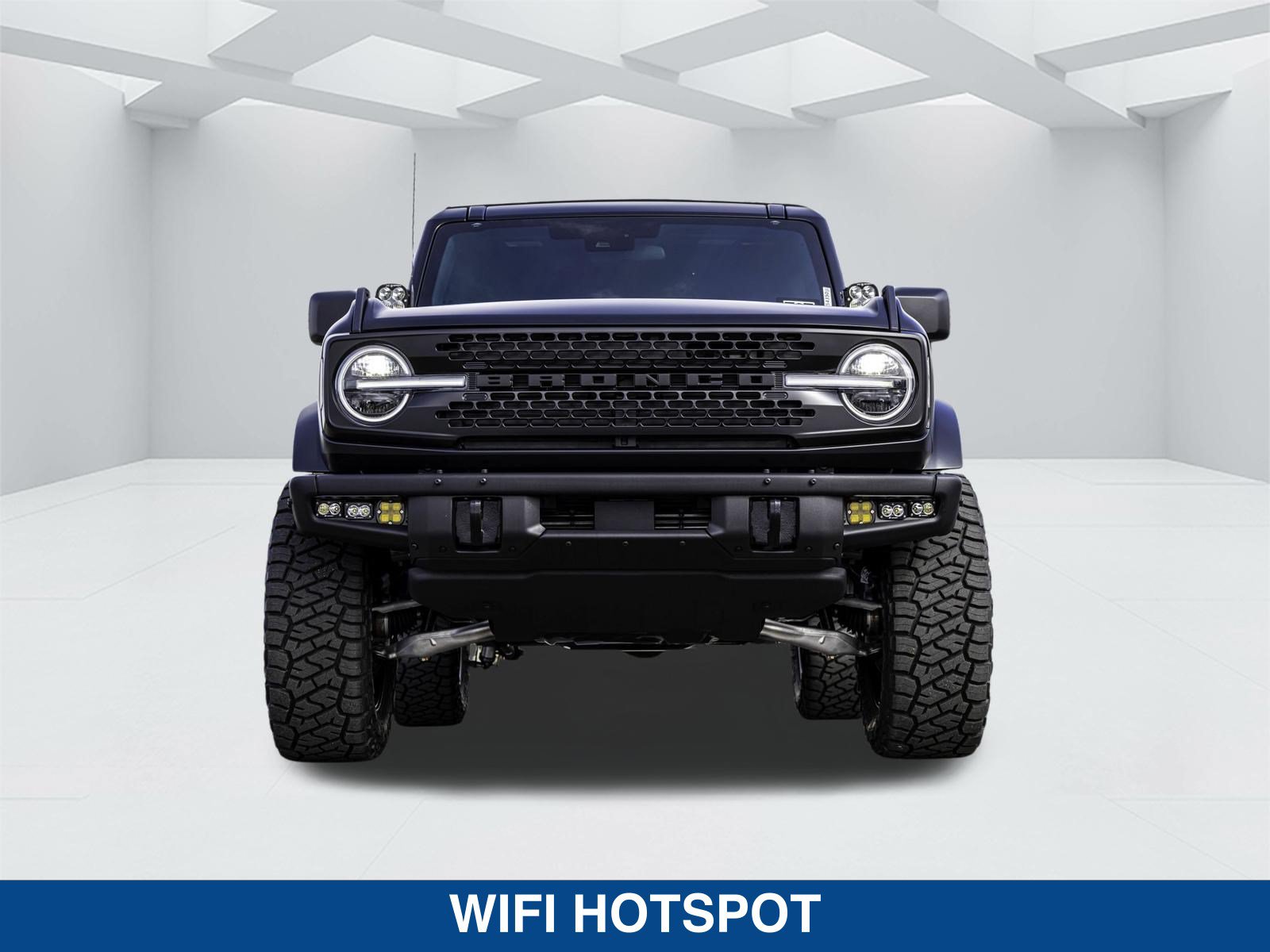 Used 2025 Ford Bronco Badlands AWD/4WD image 9