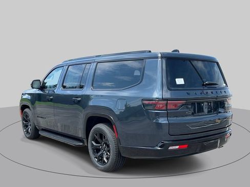 New 2025 Jeep Wagoneer L Series II w/ Convenience Group I AWD/4WD image 32