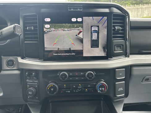 New 2026 Ford F250 XLT w/ XLT Premium Package AWD/4WD image 40