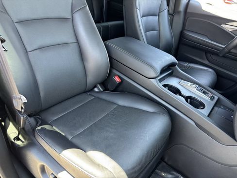 Certified 2025 Honda Ridgeline RTL+ image 8