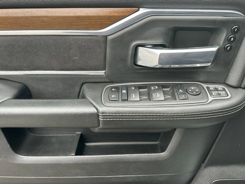 Used 2024 RAM 2500 Laramie image 11
