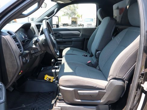 Used 2023 RAM 5500 Tradesman image 22