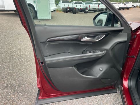 Used 2022 Buick Envision Preferred FWD image 13