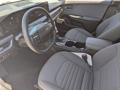 Certified 2025 Kia K4 EX FWD image 16