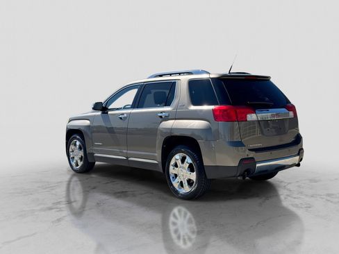 Used 2012 GMC Terrain SLT w/ Chrome and Technology Package AWD/4WD image 4