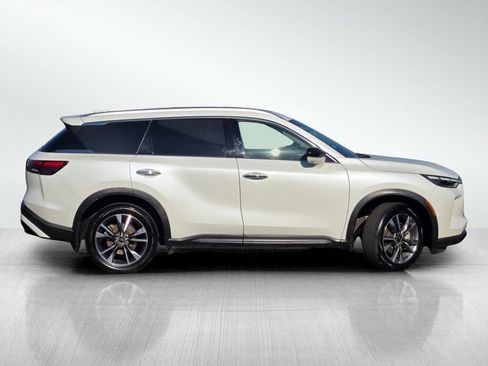 Used 2023 INFINITI QX60 Luxe w/ Cargo Package AWD/4WD image 3